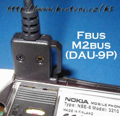 kabel zasunut do telefonu